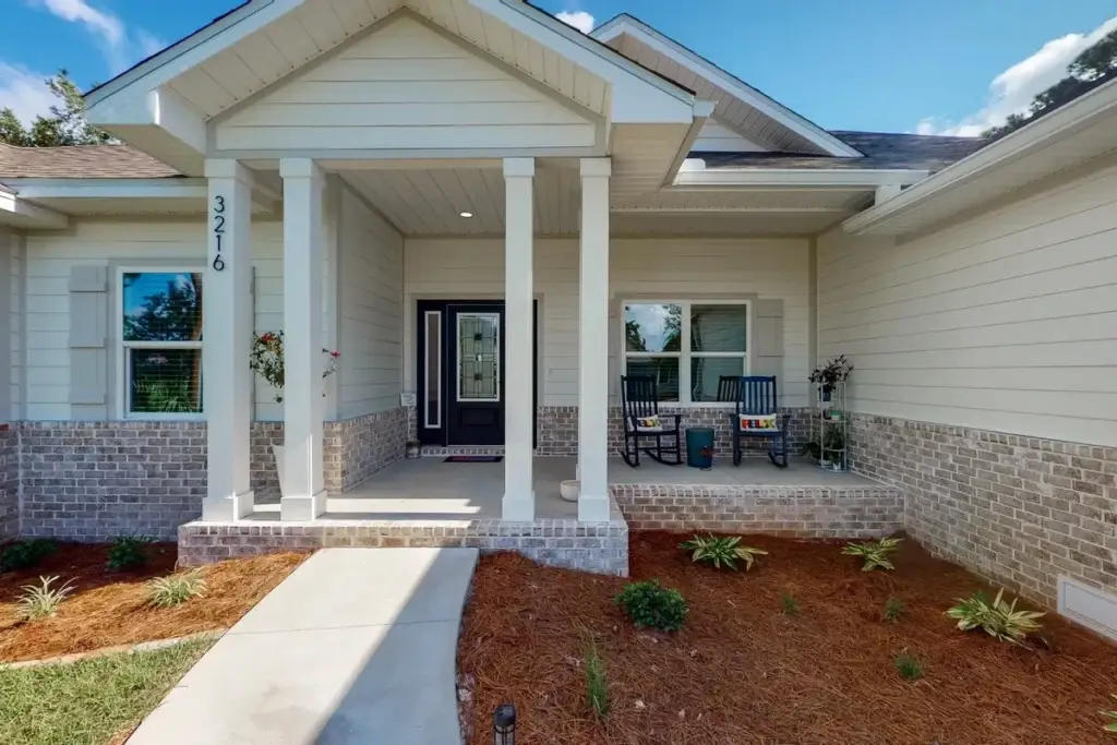 Modern secondary dwelling unit built behind a primary home in Pensacola