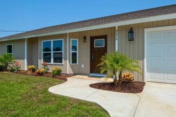 Spec Home vs. Custom Home: How to Determine Which is Best For Your Pensacola, FL Home | EZ Modern Homes